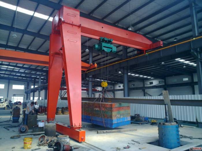 半龙门吊  Semi-Gantry Crane