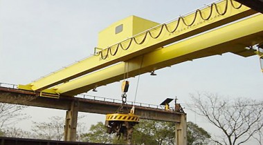 电磁起重机 Electromagnetic Crane