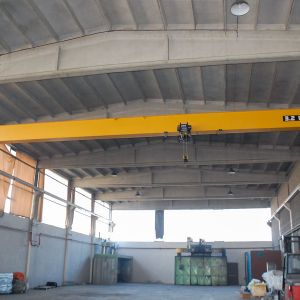 轮胎式门式起重机  tyred gantry crane